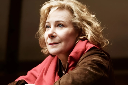 Al igual que Watson, Zoe Wanamaker aceptó la suspensión tras acumular puntos por infracciones.