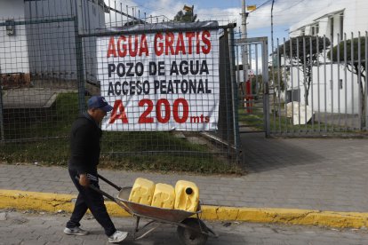 En barrios como El Garrochal, los dirigentes han hecho énfasis en la gratuitad del agua.
