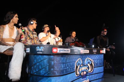 El careo se transmitió por el canal de youtube de KikeJav.