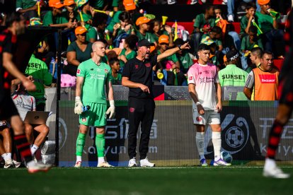 Piero Hincapié no juego en la derrota de Bayer Leverkusen.