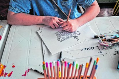 Los alumnos ya expusieron sus obras artísticas en la Universidad Católica de Santiago de Guayaquil, ahora analizan realizar otra muestra.