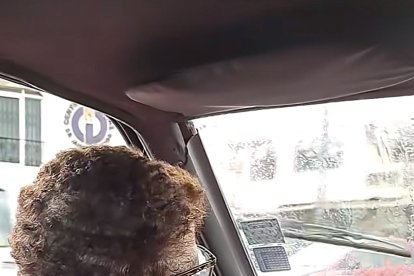 Yoly se hizo viral cuando su nieta la grabó en febrero.