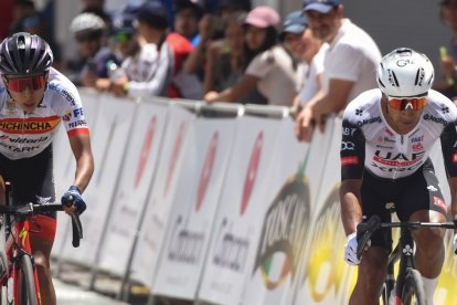 Antecedente. Mateo (izquierda) fue tercero en el Nacional, categoría elite.