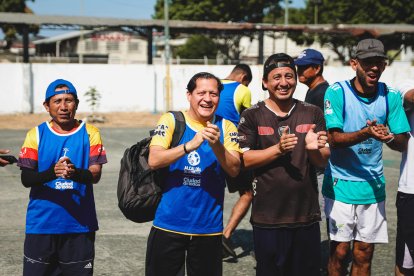 El indor más que un deporte es una reunión de amigos.