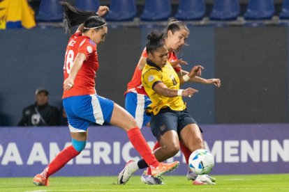 La Tri sucumbió 2-1 ante Chile y cayó al tercer lugar del Grupo A de Copa América.