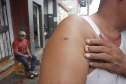 En el sector varias personas resultaron heridas.