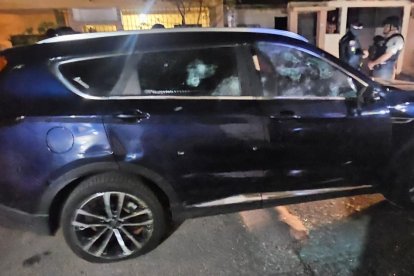 Así quedó el vehículo tras el incidente con la Policía.