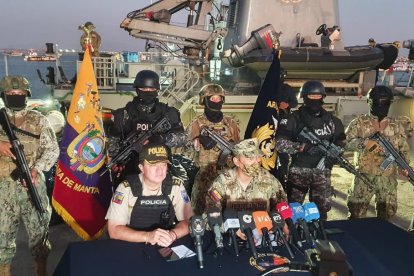 Autoridades presentaron resultados en Manta.