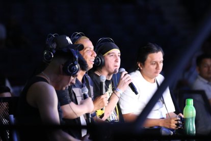 Los comentaristas hicieron reir con las ocurrencias.