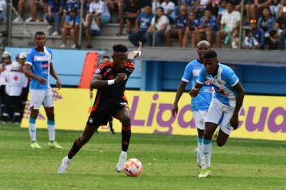 Emelec se midió con el Manta este 26 de julio.