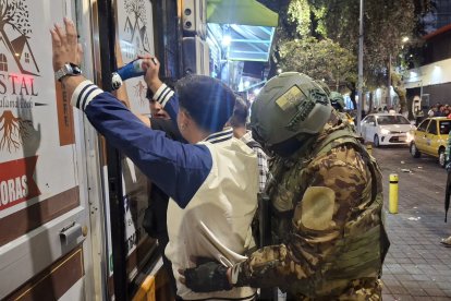 Militares se unen a los operativos por el sector de La Mariscal.