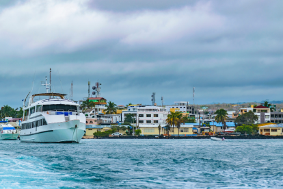 Tsunami en Galápagos: evacuaron pescadores de isla Santa Cruz.