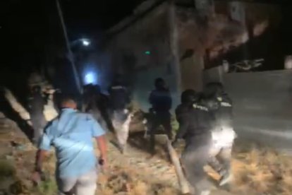 En este lugar fueron liberadas las víctimas. Estaban amarradas y amordazadas.