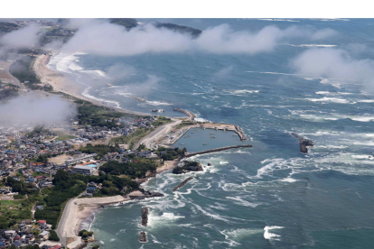 Por medio de una foto aérea, podemos observar como se encuentran actualmente las zonas costeras de Hawái, pero sin riesgo de tsunami