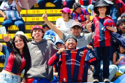 Fidelidad. Pese a no jugar en la categoría de privilegio, la institución calcula una media de 8.000 hinchas por partido.