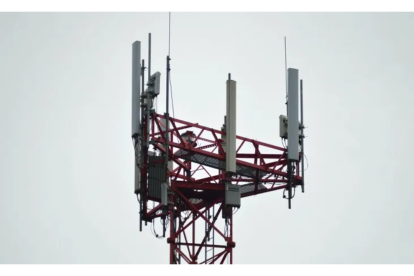 Ecuador no se quiere quedar atrás con los avances tecnológicos, sin embargo la la controversia no se queda atrás con la implementación de cierto impuesto.