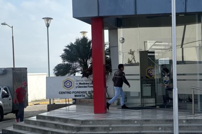 Los cadáveres permanecen en el Centro Forense de Manta donde serán sometidos a pruebas antropológicas