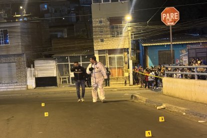 Al menos 30 indicios balísticos fueron levantados por agentes de Criminalística