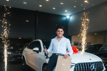 Kike Jav es un exitoso empresario que comenzó su carrera como creador de contenido.