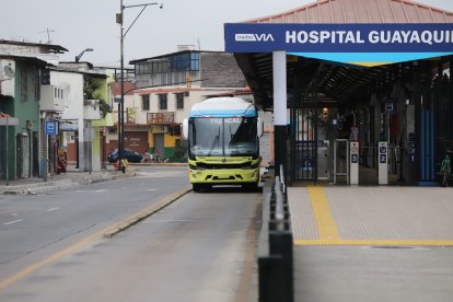 La frecuencia de salida de la estación, cada siete minutos, se cumple cabalmente.