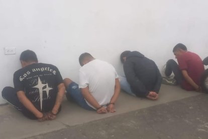 Los cinco presuntos implicados en el secuestro extorsivo fueron capturados.