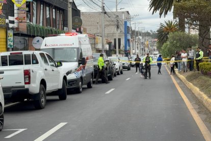 La Policía Nacional realizo el procedimiento correspondiente en el local de comidas rápidas.
