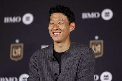 LAFC dio la bienvenida a su nuevo jugador, el surcoreano Son Heung-min, durante una conferencia de prensa el 6 de agosto de 2025.