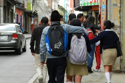 Capacitar a estudiantes es uno de los pasos necesarios para la prevención de casos.