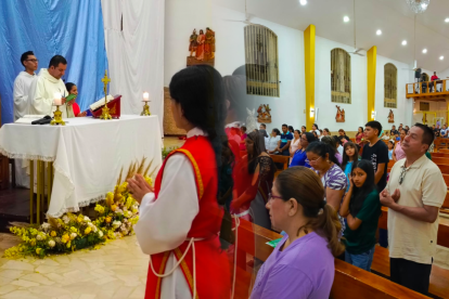 Año tras año, los fieles acuden a orar ante la imagen de San Jacinto patrono de Buena Fe.