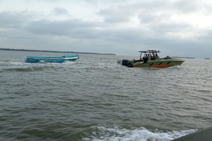 Operativo naval en el golfo de Guayaquil contra el crimen organizado arroja importantes incautaciones.