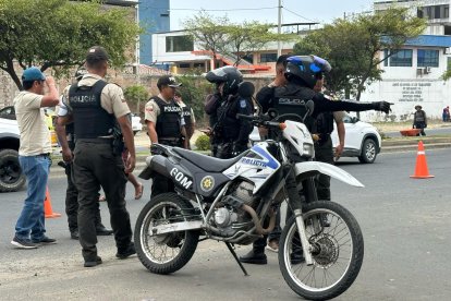 La Policía Nacional tomó procedimiento en la zona comercial del Nuevo Tarqui