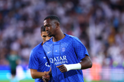 El ecuatoriano se mantiene como titular indiscutible en el esquema de Luis Enrique.