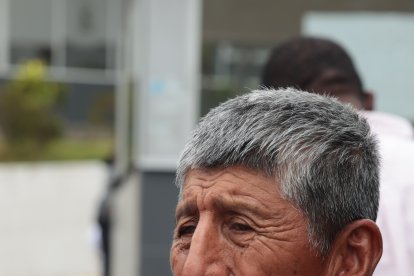 El jubilado Julio Rizzo considera que la atención en el hospital de Los Ceibos es cómoda.