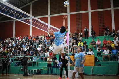 Astilleros, de Guayaquil, es uno de los favoritos del torneo con ´Brinca Brinca´ como colocador.