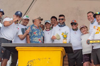 Los ganadores del festival recibieron un trofeo y premios económicos.