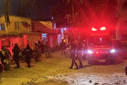 Militares que estaban por la zona habrían disparado contra los responsables del ataque