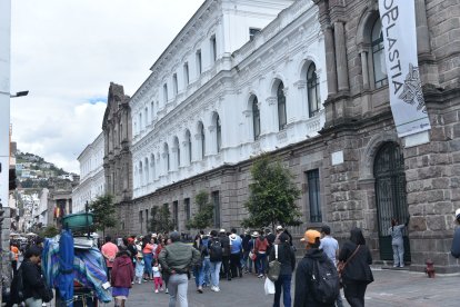 Encuentre más información o asesoría sobre este y otros trámites municipales en el contact center 1800 510510