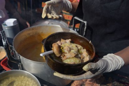 En este espacio se vende uno de los platos típicos más emblemáticos del país.
