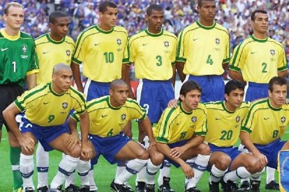 La selección de Brasil, que lideró Ronaldo Nazario, perdió la final ante la Francia de Zinedine Zidane.