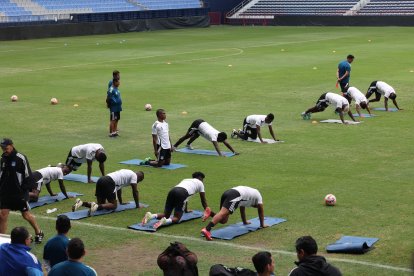 El presidente Jorge Guzmán convocará a una reunión con la plantilla para abordar el tema con los jugadores.