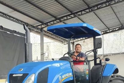 Hombres en moto llegaron hasta el sitio donde laboraba y le dispararon.