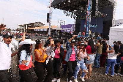 El evento inició cerca de las 14:00 de este viernes 22 de agosto.