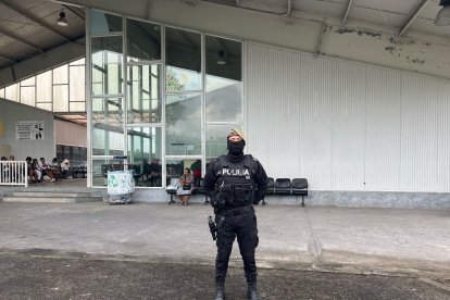 En el Hospital de Puyo está hospitalizado el hombre herido en Río Negro, parroquia de Baños de gua Santa, Tungurahua.