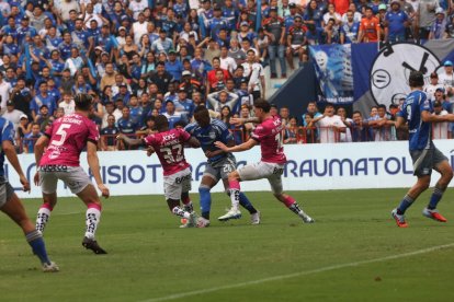 Independiente del Valle ganó el partido ante Emelec.