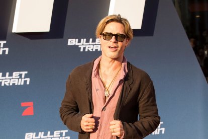 BRAD PITT
AG-EXTERNOS