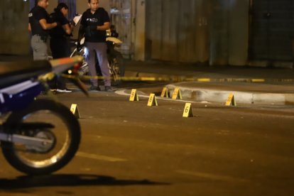 Dos personas murieron en el ataque, en la vía Perimetral.