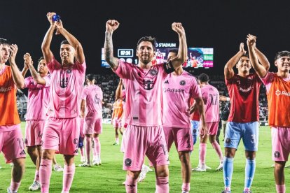 El Inter Miami celebra su triunfo ante Orlando City y la clasificación a la final de la Leagues Cup 2025.