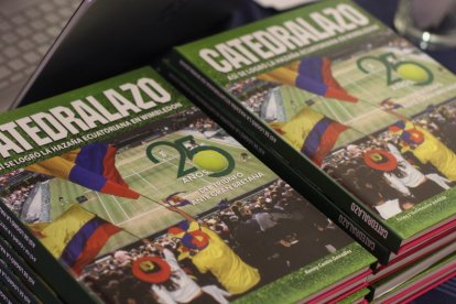 El libro tiene 130 páginas, con fotos y testimonios inéditos,