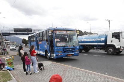 Los delincuentes subieron a la unidad en la parada de La Forestal.