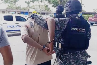 El sentenciado es un adolescente de 17 años, quien era compañero de clases de la víctima.